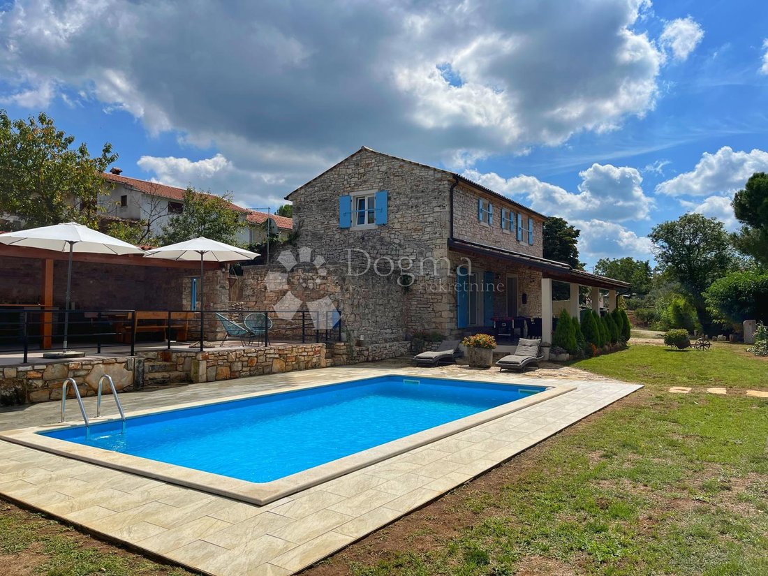 House in Sveti Lovrec Pazenaticki, Istria County, Croatia 1 - 16578273
