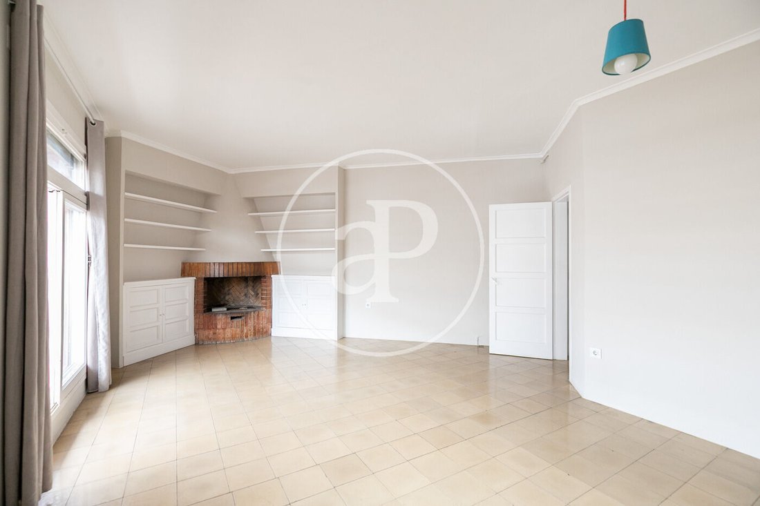 Apartment in Eixample, Barcelona, Spain 4 - 16579892