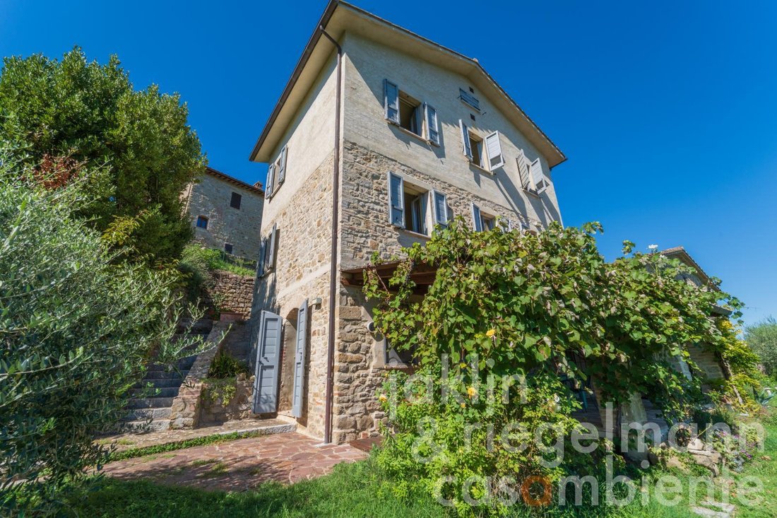 House in Umbertide, Umbria, Italy 3 - 16575496