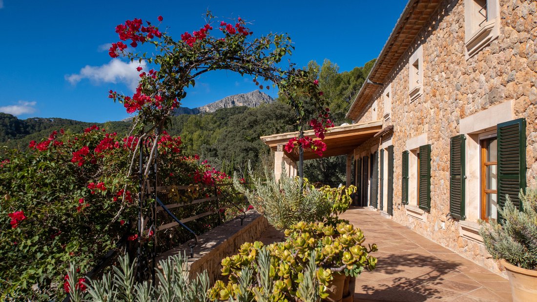 Finca in Puigpunyent, Balearic Islands, Spain 4 - 16576472