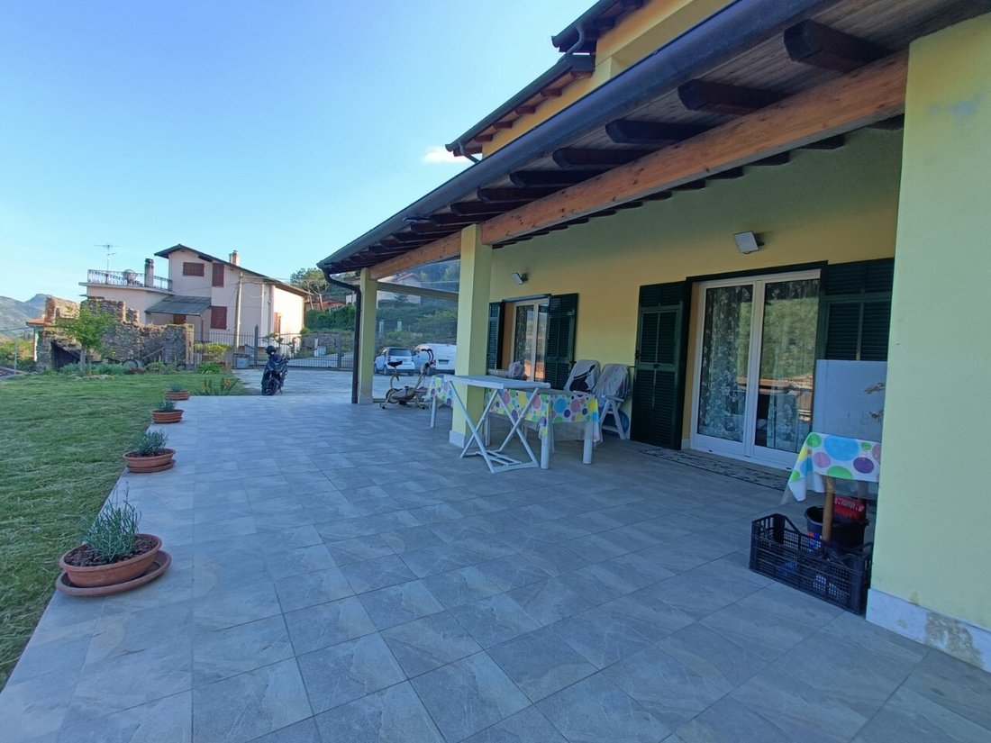 Villa in Dolceacqua, Liguria, Italy 1 - 16575988