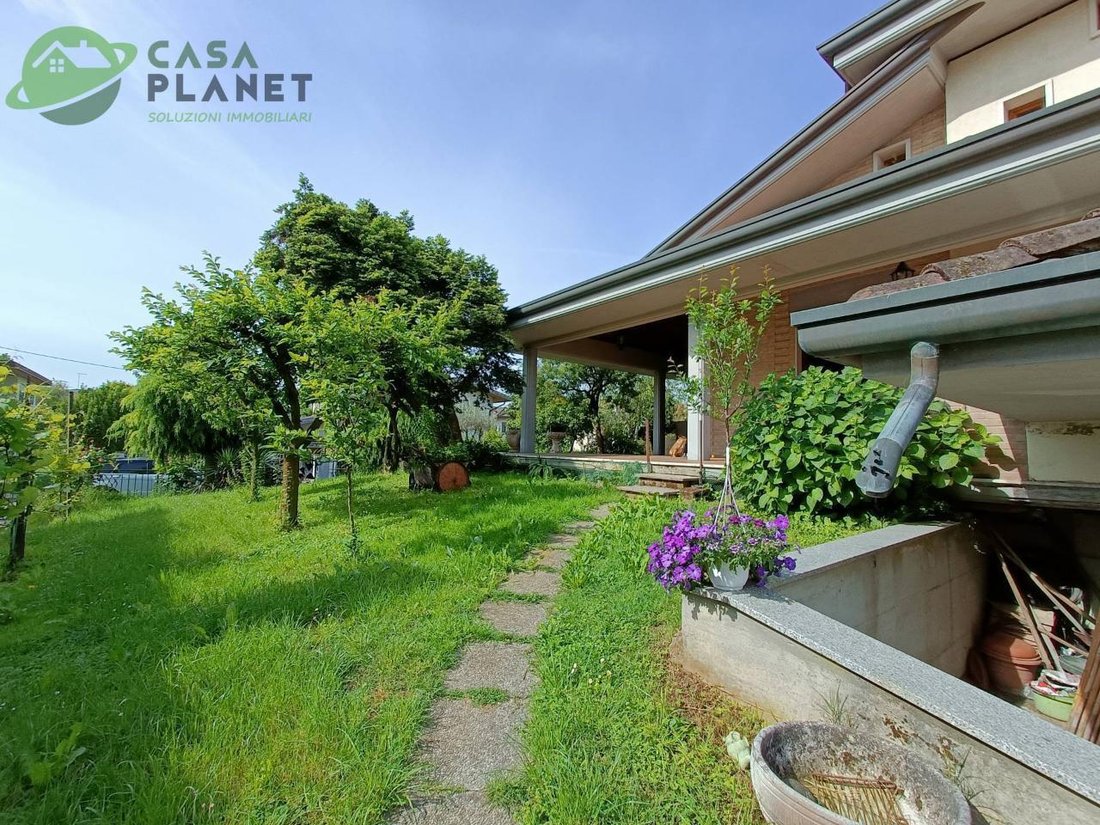 House in Center, Mogliano Veneto, Veneto 4 - 16575638