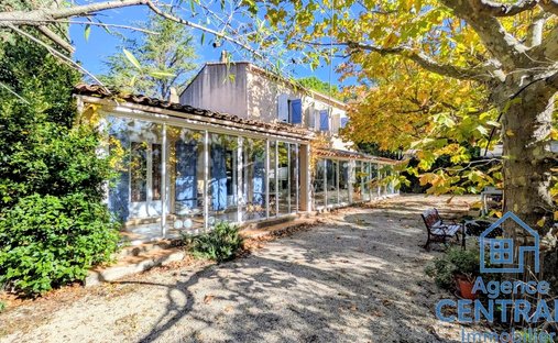 House in Nord Est, Auriol, France 1