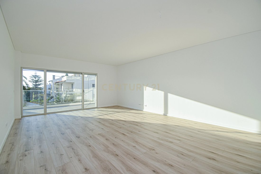 Apartment in Carcavelos e Parede, Lisbon, Portugal 4 - 16576635