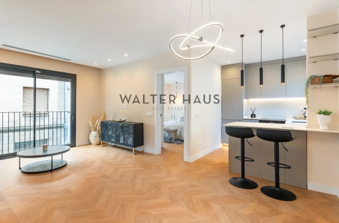 Apartment in Eixample, Barcelona, Spain 3 - 15013853