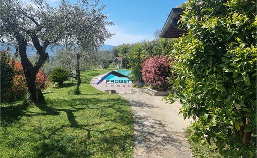 Villa in Fosdinovo, Tuscany, Italy 1