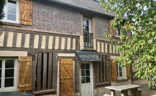 For Sale Dpt Eure (27) Near Pacy Sur Eure Moulin 353 M2 With Swimming Pool On Land Of 5542 M2 On The