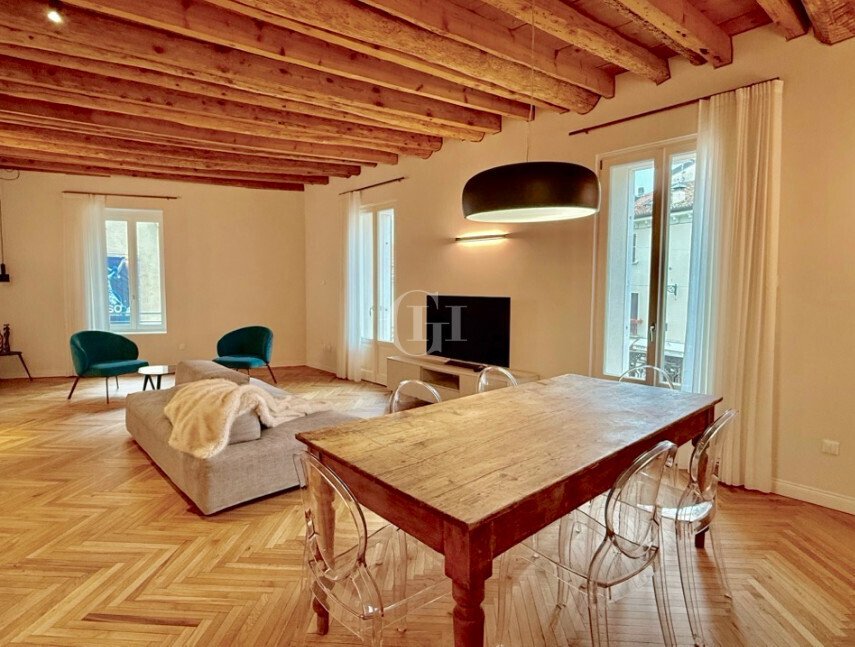 Apartment in Historic Center, Desenzano del Garda, Lombardy 1 - 16579713