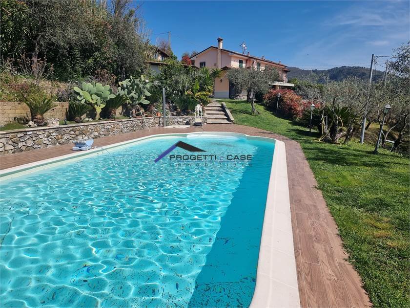 Villa in Fosdinovo, Tuscany, Italy 4 - 16575854