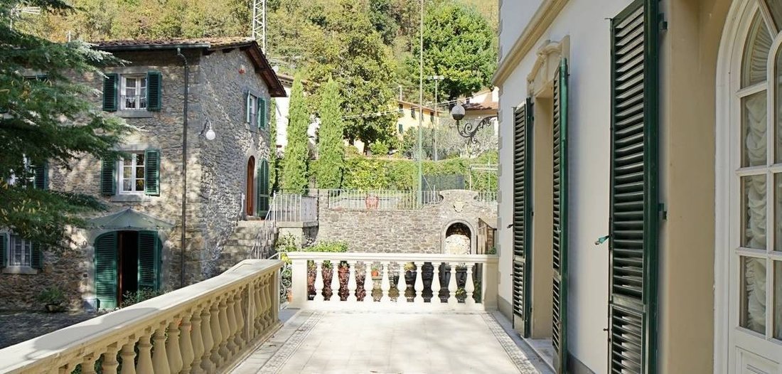 Villa in Bagni di Lucca, Tuscany, Italy 5 - 16578028