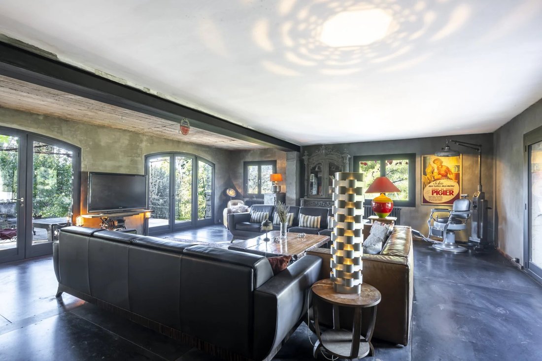 Villa in Grasse, Provence-Alpes-Côte d'Azur, France 3 - 16576362
