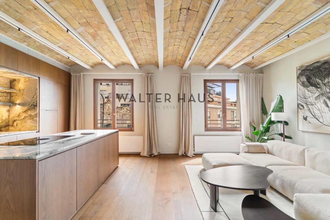 Apartment in Eixample, Barcelona, Spain 2 - 15179969