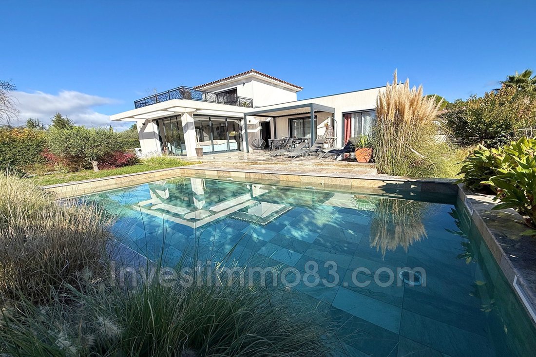 Villa in Pourrieres, Provence-Alpes-Côte d'Azur, France 5 - 16579916