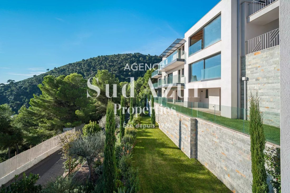 House in Èze, Provence-Alpes-Côte d'Azur, France 1 - 16575888