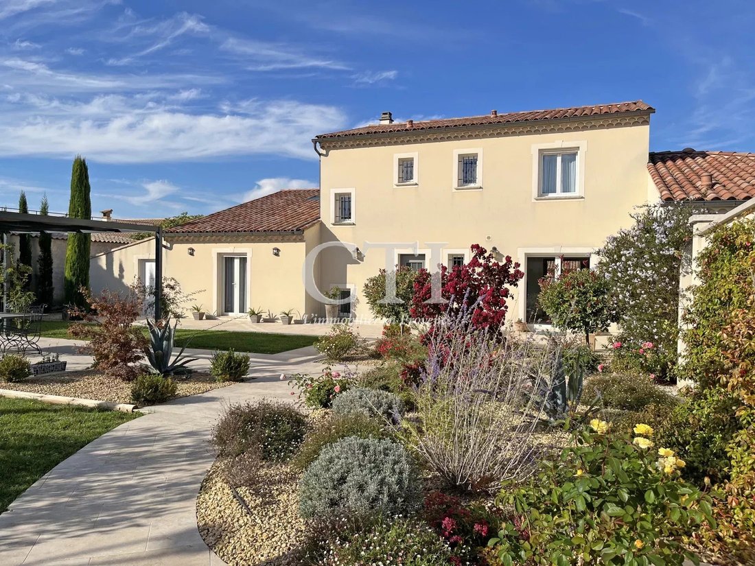 Estate in Est Nord, Vaison-la-Romaine, France 3 - 16575452