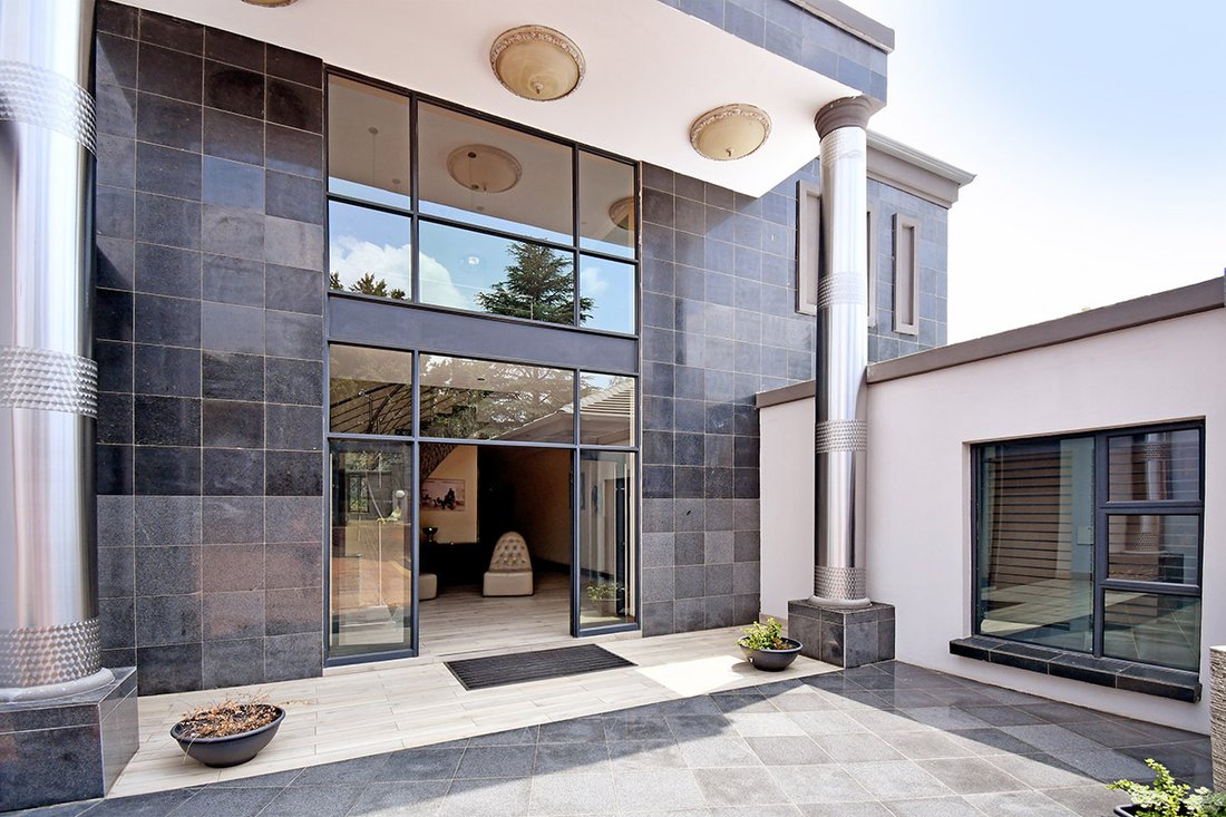 Haus in Sandton, Gauteng, Südafrika 1 - 16577045