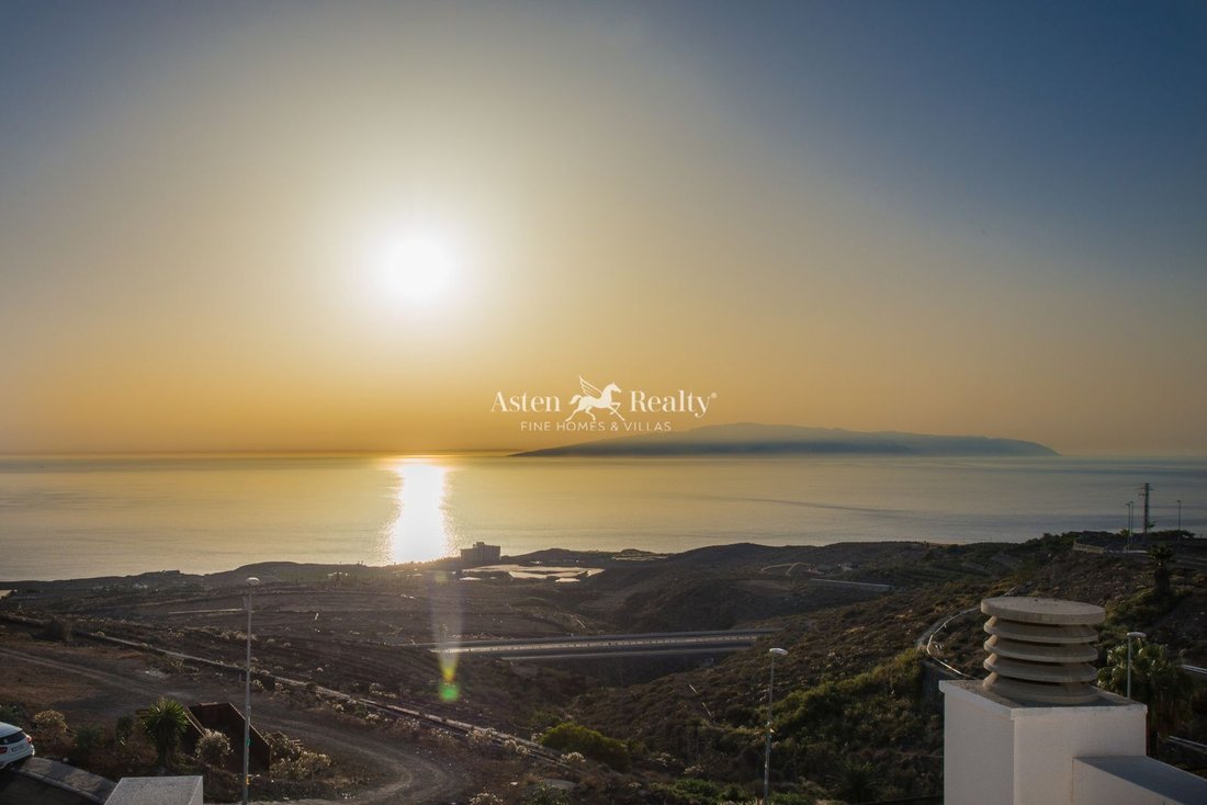 Apartment in Adeje, Canary Islands, Spain 4 - 16575597