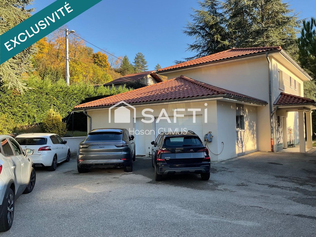 House in Autres quartiers et hameaux, Pont-Eveque, France 2 - 16577117