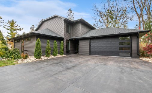 House in Sturgeon Bay, Wisconsin, United States 1