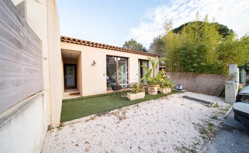 Estate in Ramatuelle, Provence-Alpes-Côte d'Azur, France 1