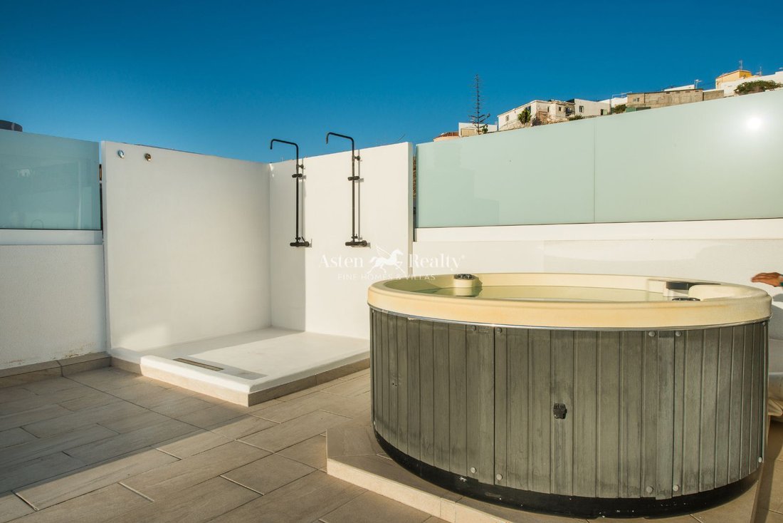 Apartment in Adeje, Canary Islands, Spain 2 - 16575597