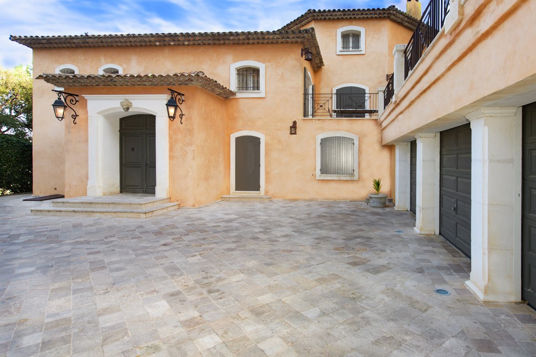 Estate in Nord, Cavalaire-sur-Mer, France 3 - 16577835