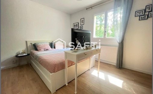 Aoc Côtes De Bourg Wine Château On 16 Hectares Ref 1029