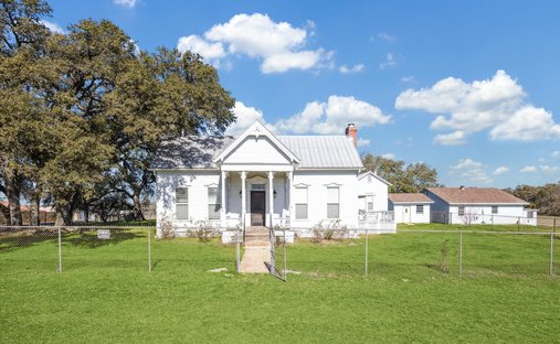 Farm Ranch in Burton, Texas, United States 1