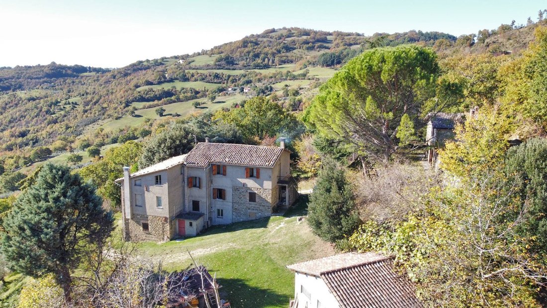 Country House in Assisi, Umbria, Italy 1 - 14505408