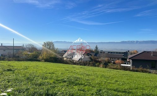 Land in Collonges-sous-Salève, Auvergne-Rhone-Alpen, Frankreich 1