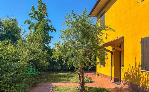 Castle for Sale in San Lazzaro, Emilia-Romagna, Italy