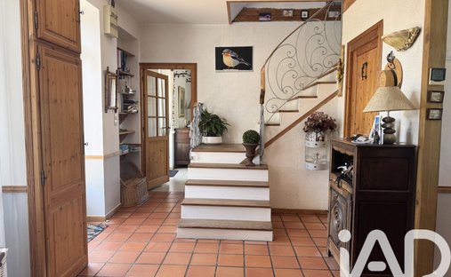 Castle for Sale in Saint-Michel-Chef-Chef, Pays de la Loire, France