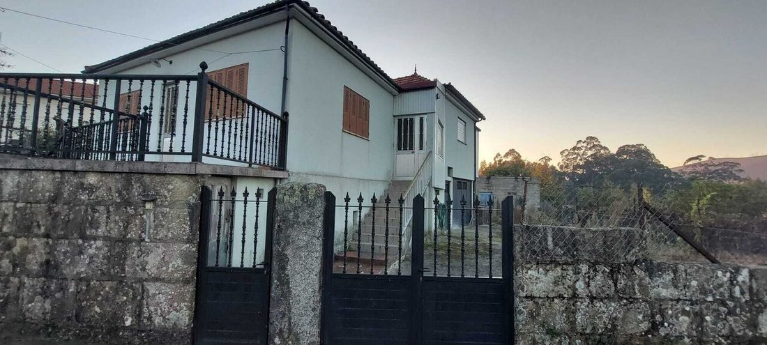 House in Vila e Roussas, Viana do Castelo District, Portugal 1 - 16580077