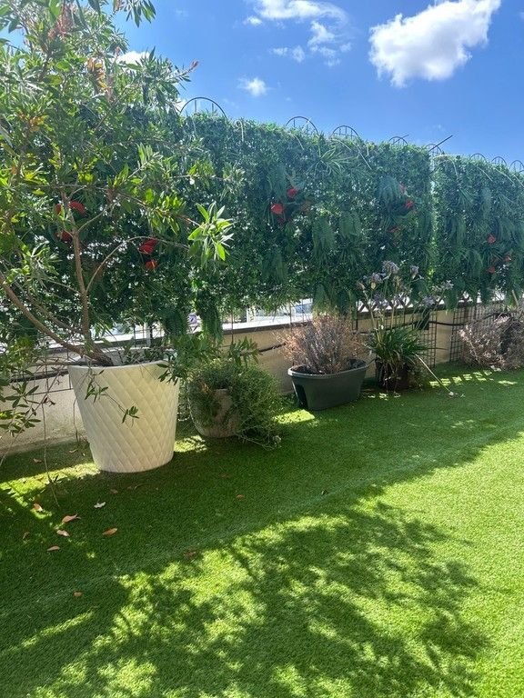 Apartamento en Flourens, Occitania, Francia 5 - 16579773