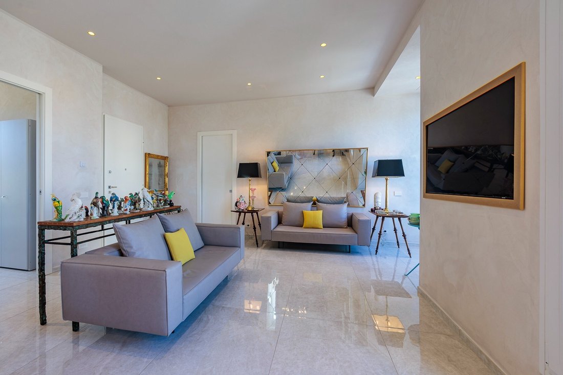 Apartment in Menton, Provence-Alpes-Côte d'Azur, France 3 - 16579571