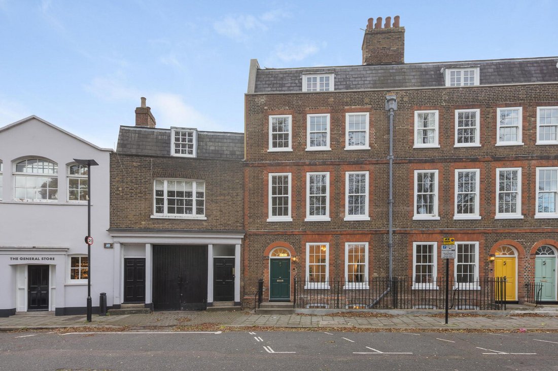 Townhouse in Chiswick, Hounslow, England 1 - 16577898