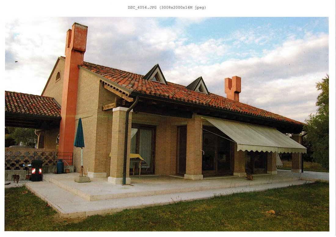 Villa in Oderzo, Veneto, Italy 2 - 16575599