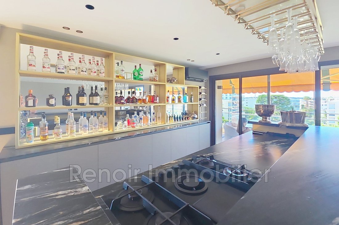 Apartment in La Source, Cannes, France 3 - 16576473