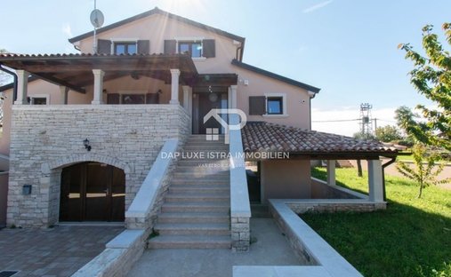 House in Vrsar, Istria County, Croatia 1