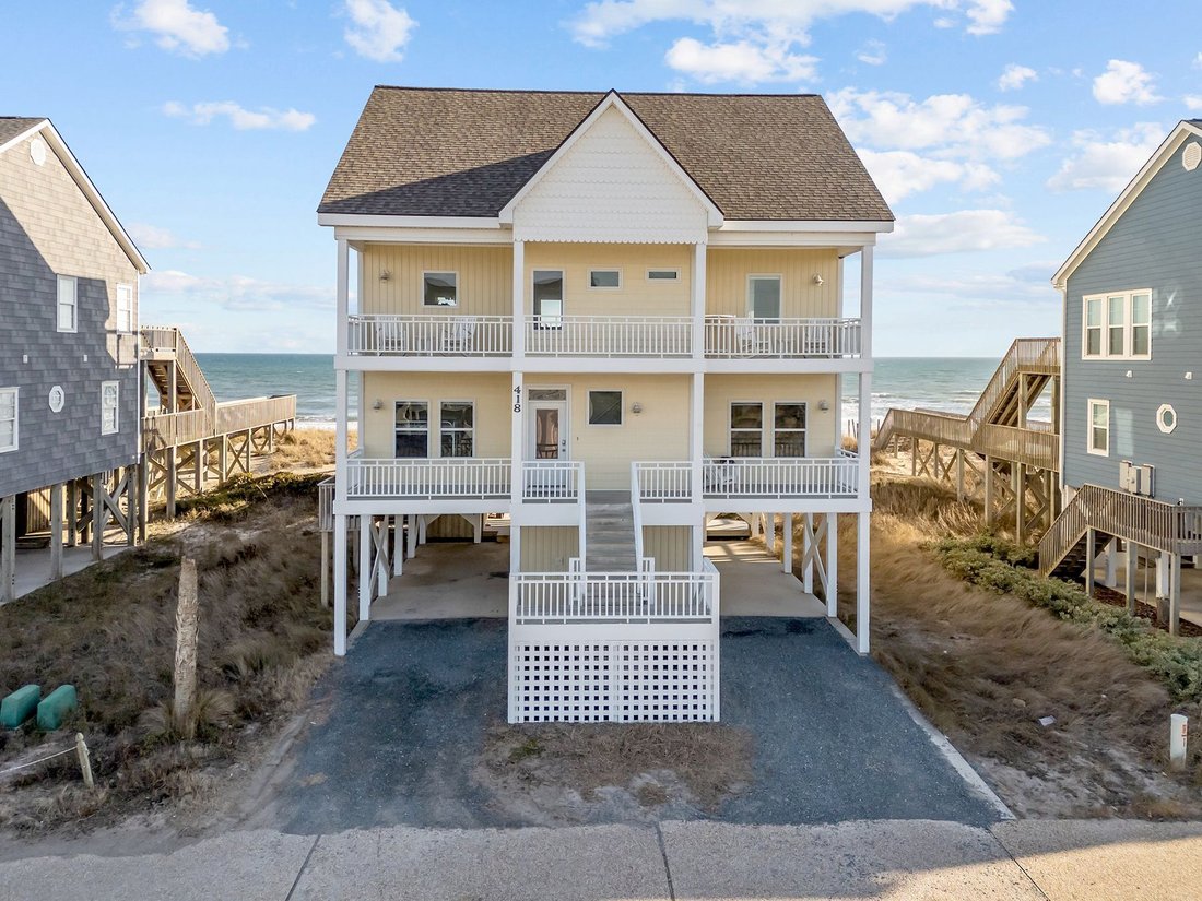 House in North Topsail Beach, North Carolina, United States 1 - 16577157