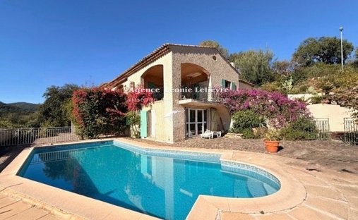 Villa en Les Issambres, Roquebrune-sur-Argens, Francia 1