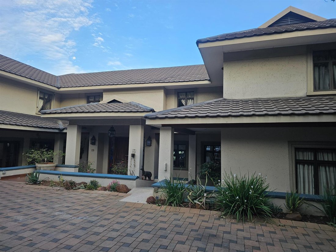 House in Aerorand, Steve Tshwete Local Municipality, South Africa 1 - 16578323