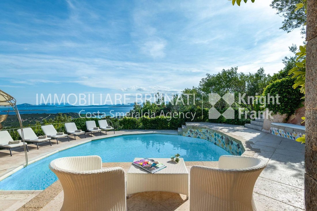 Villa in Abbiadori, Arzachena, Italy 3 - 16575501