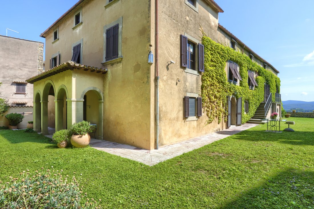 Estate in Castagneto Carducci, Tuscany, Italy 5 - 16575377