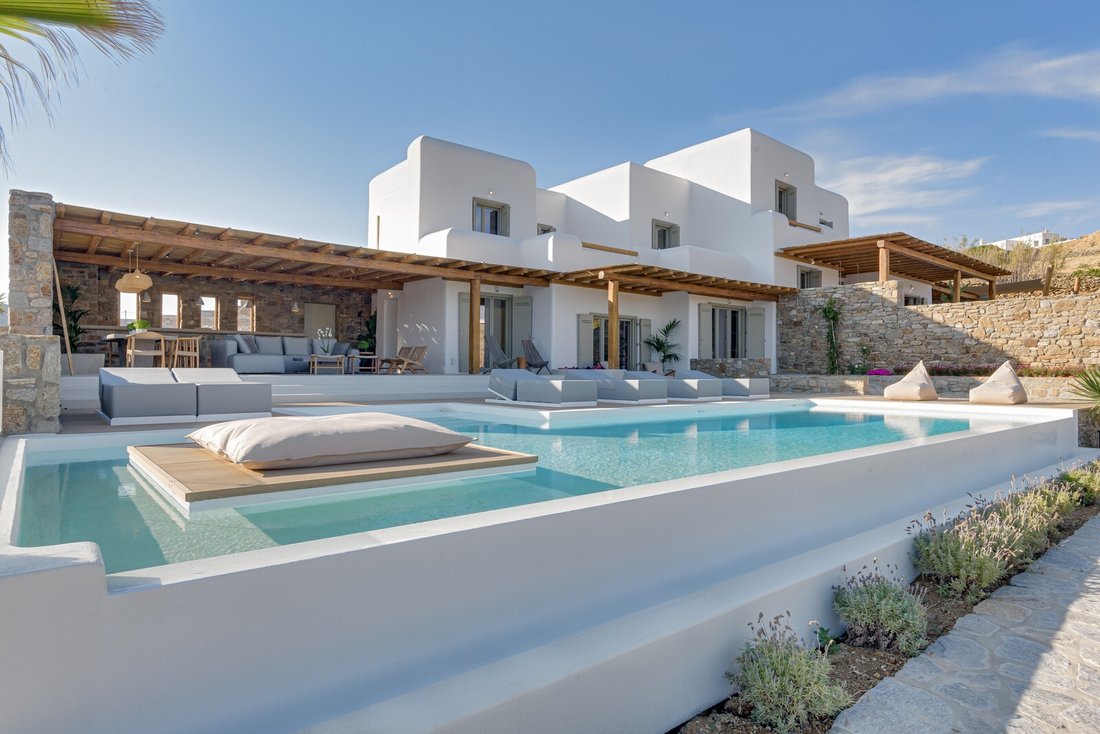 Villa in Ano Mera Community, Aegean, Greece 1 - 16575280
