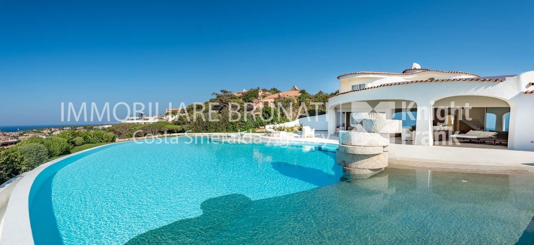 Villa in Marina di Porto Cervo, Porto Cervo, Italy 1 - 16575277
