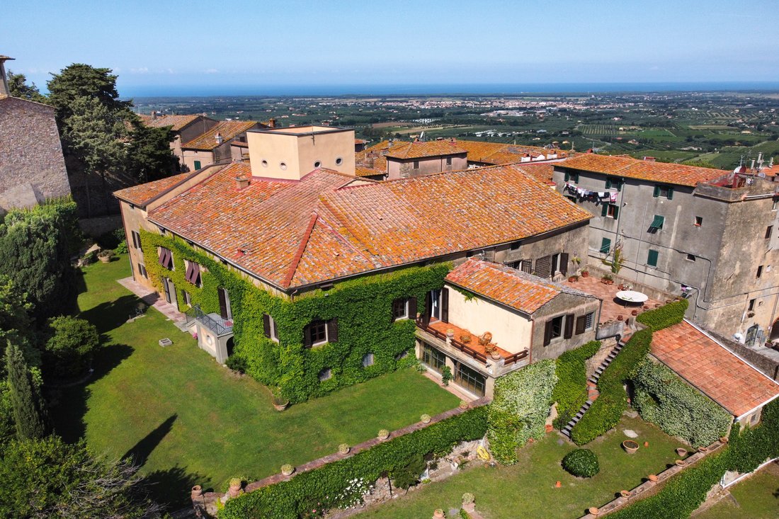 Estate in Castagneto Carducci, Tuscany, Italy 2 - 16575377