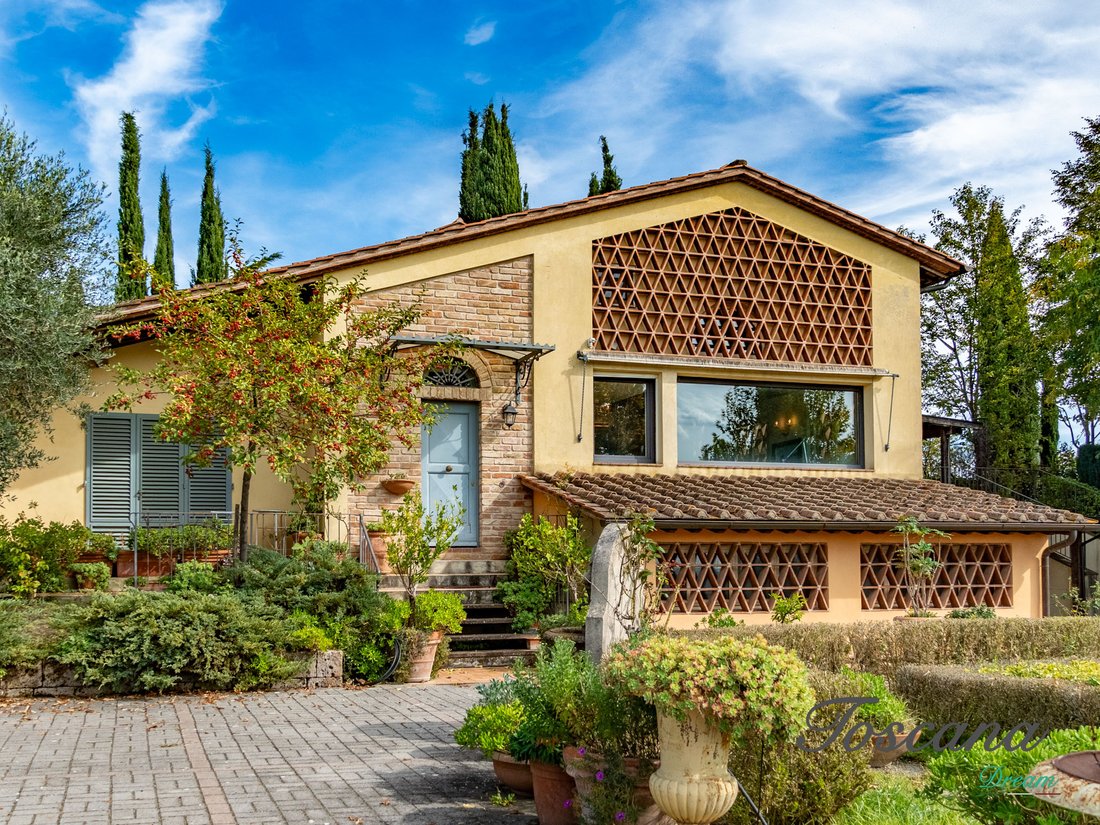 Villa in San Gimignano, Tuscany, Italy 3 - 16575402