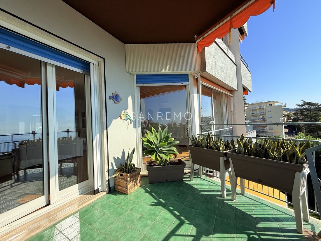 Apartamento en Foce, Sanremo, Italia 2 - 16580704