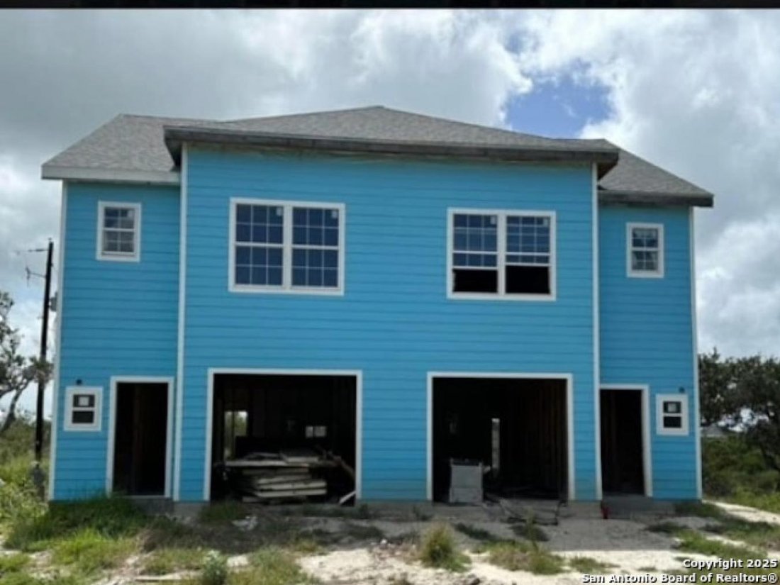 House in Rockport, Texas, United States 2 - 16580183